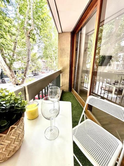 Lumineux Avec Terrasse