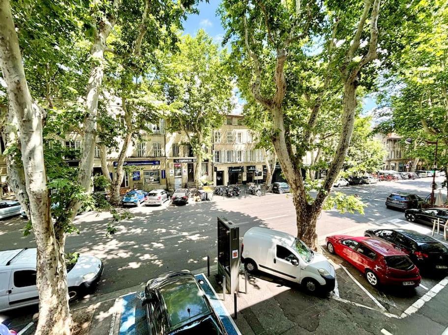 Lumineux Avec Terrasse